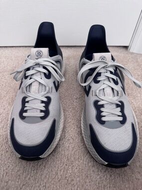 G/FORE Men's Light Gray and Navy Spikeless Golf Shoes